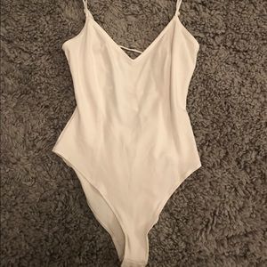 FOREVER 21 WHITE STRAPPY BODY SUIT